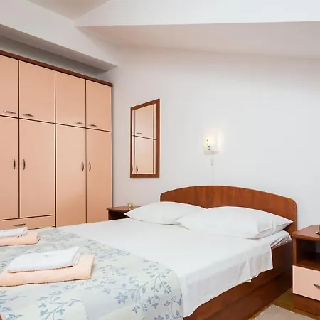 Suzi Apartment Baska Voda